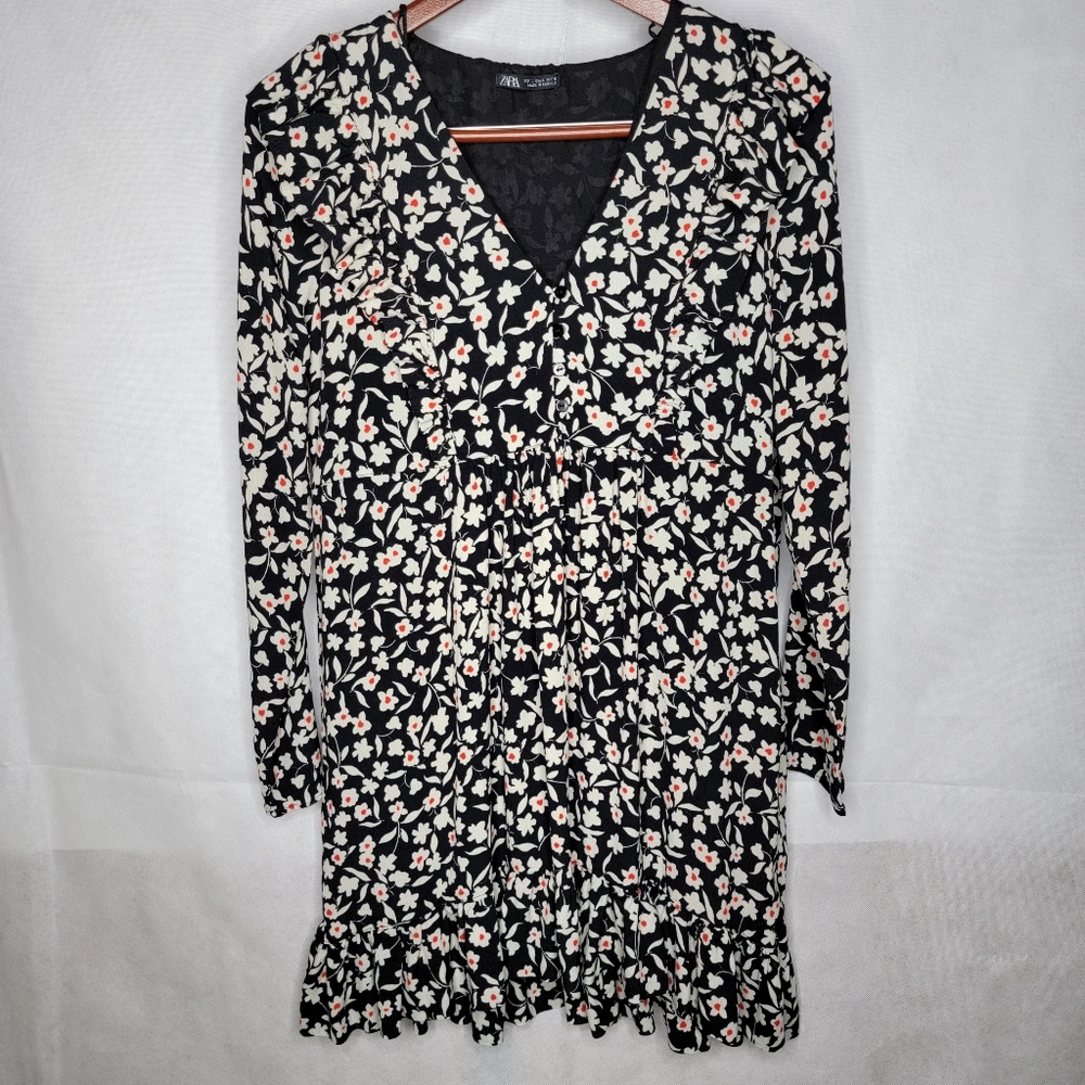 Zara Floral Mini Dress Black White Long Sleeve V-neck Ruffle Hem Babydoll L